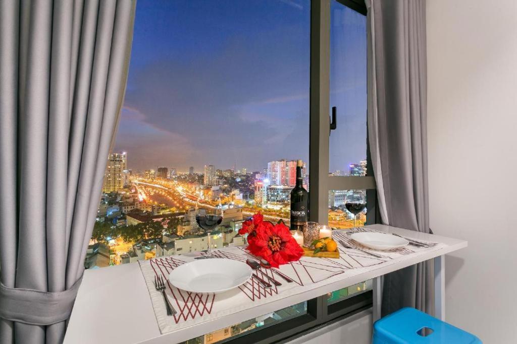 Rivergate Apartment Хошимин Экстерьер фото